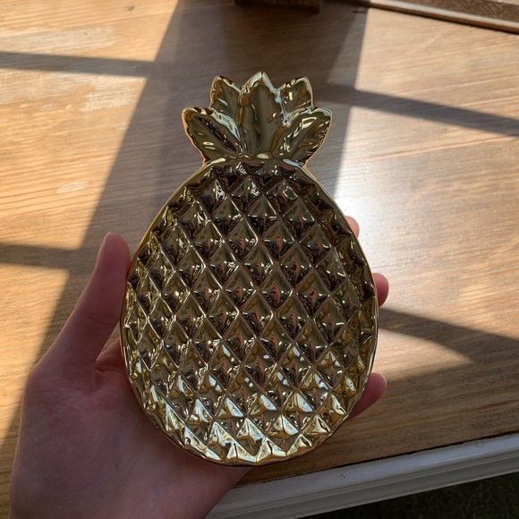 Pineapple jewelry dish - Picture 3 of 5